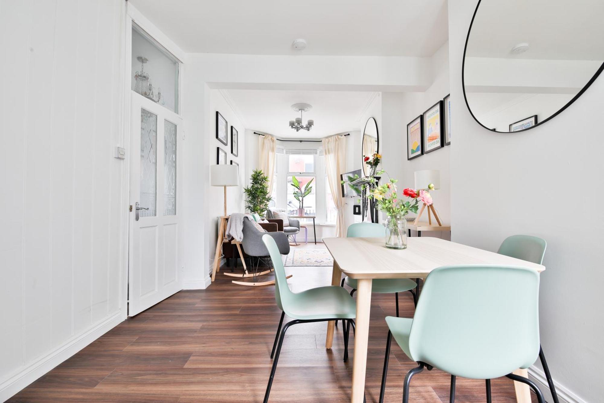 Fresh Cardiff Bay 2 Bedroom House- 3 Tv'S 外观 照片