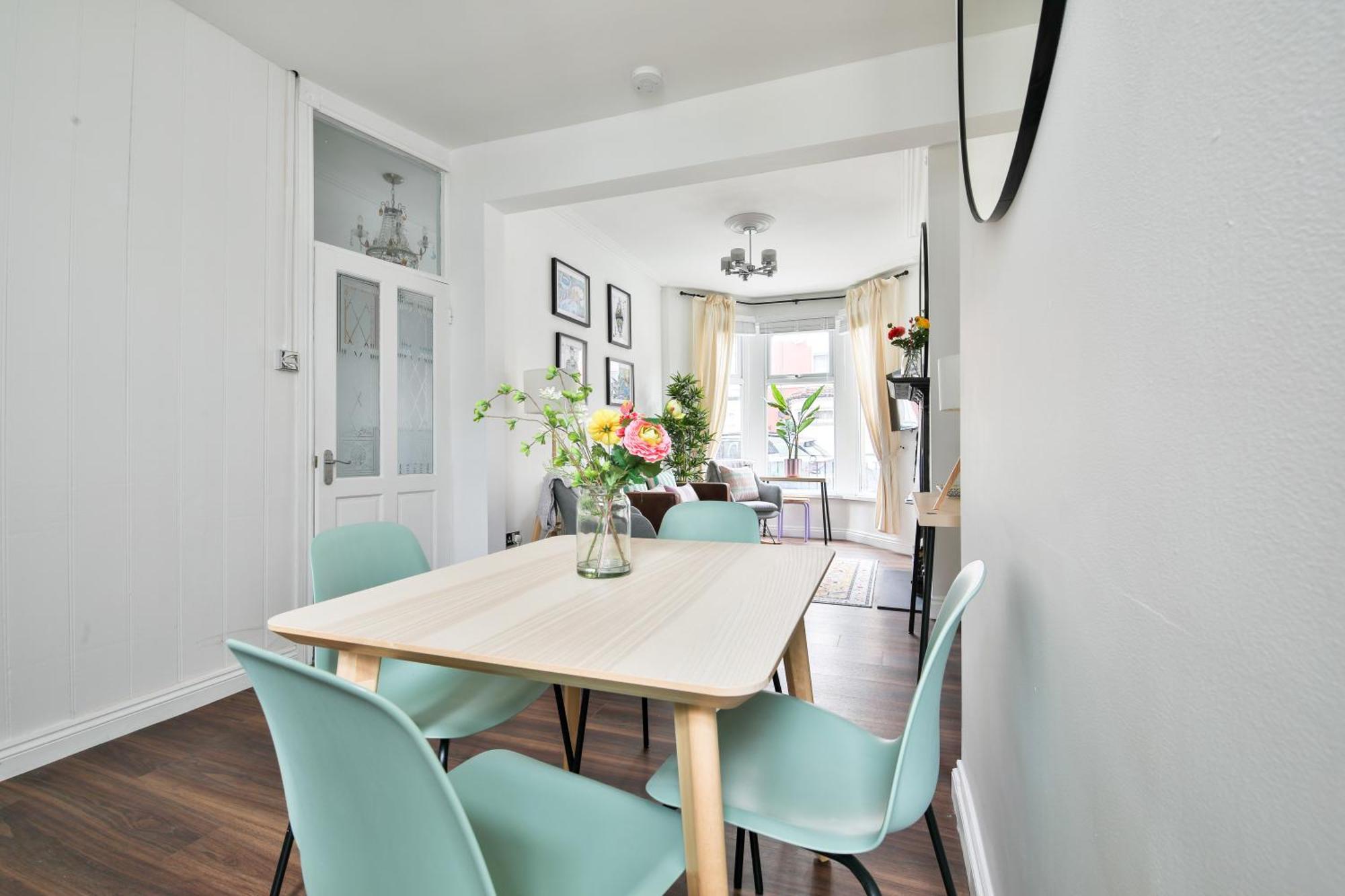 Fresh Cardiff Bay 2 Bedroom House- 3 Tv'S 外观 照片