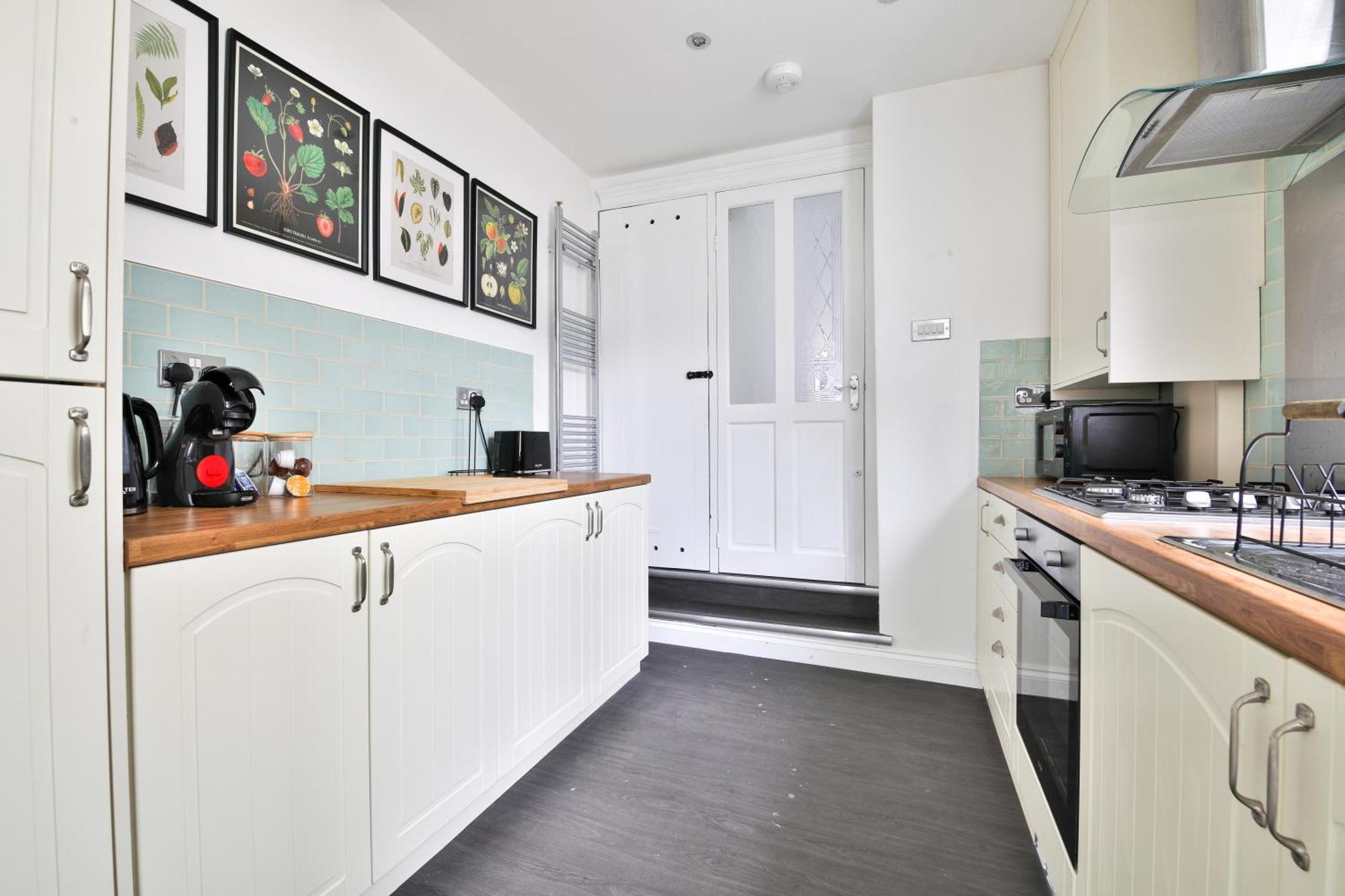 Fresh Cardiff Bay 2 Bedroom House- 3 Tv'S 外观 照片