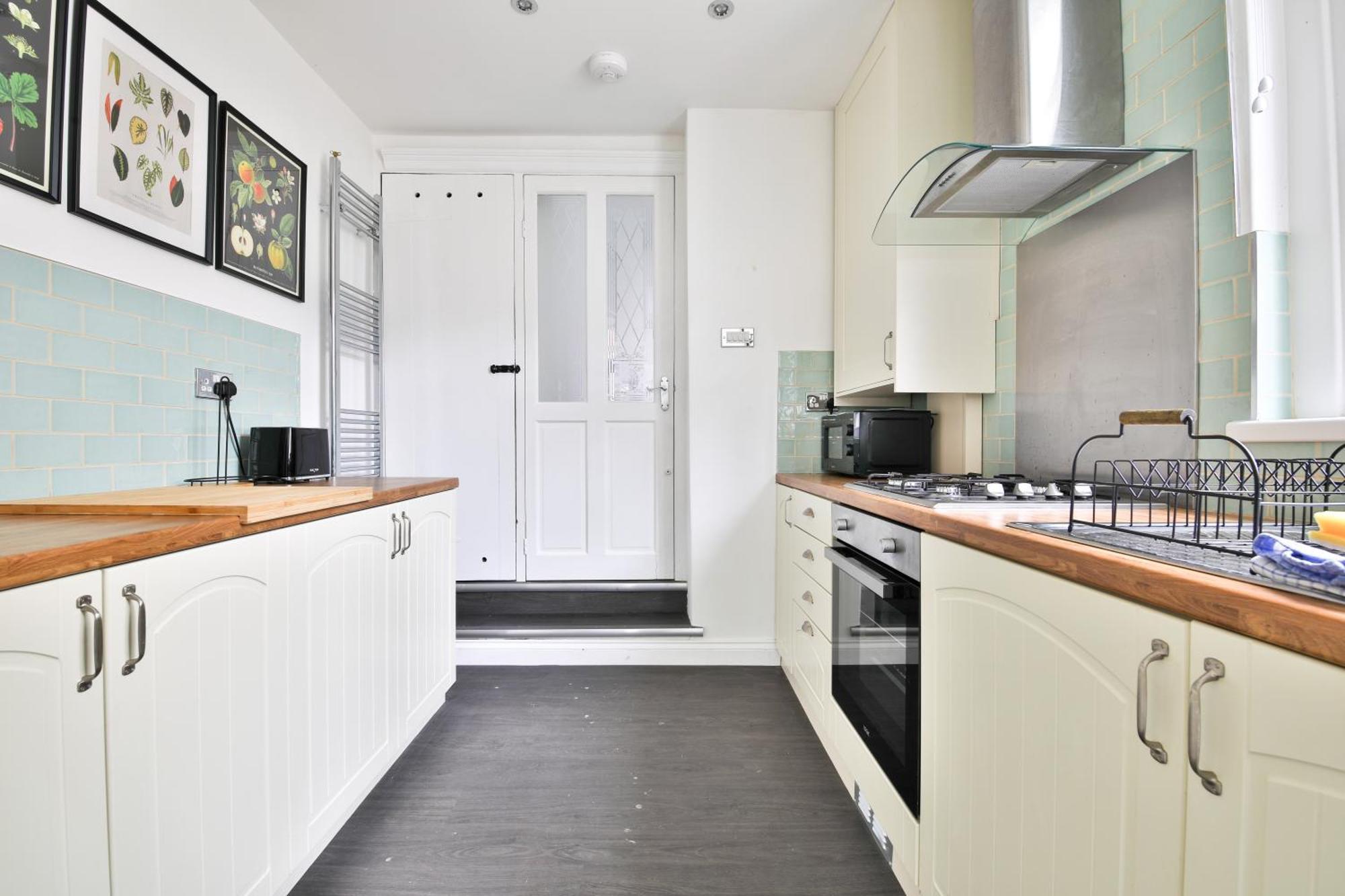 Fresh Cardiff Bay 2 Bedroom House- 3 Tv'S 外观 照片