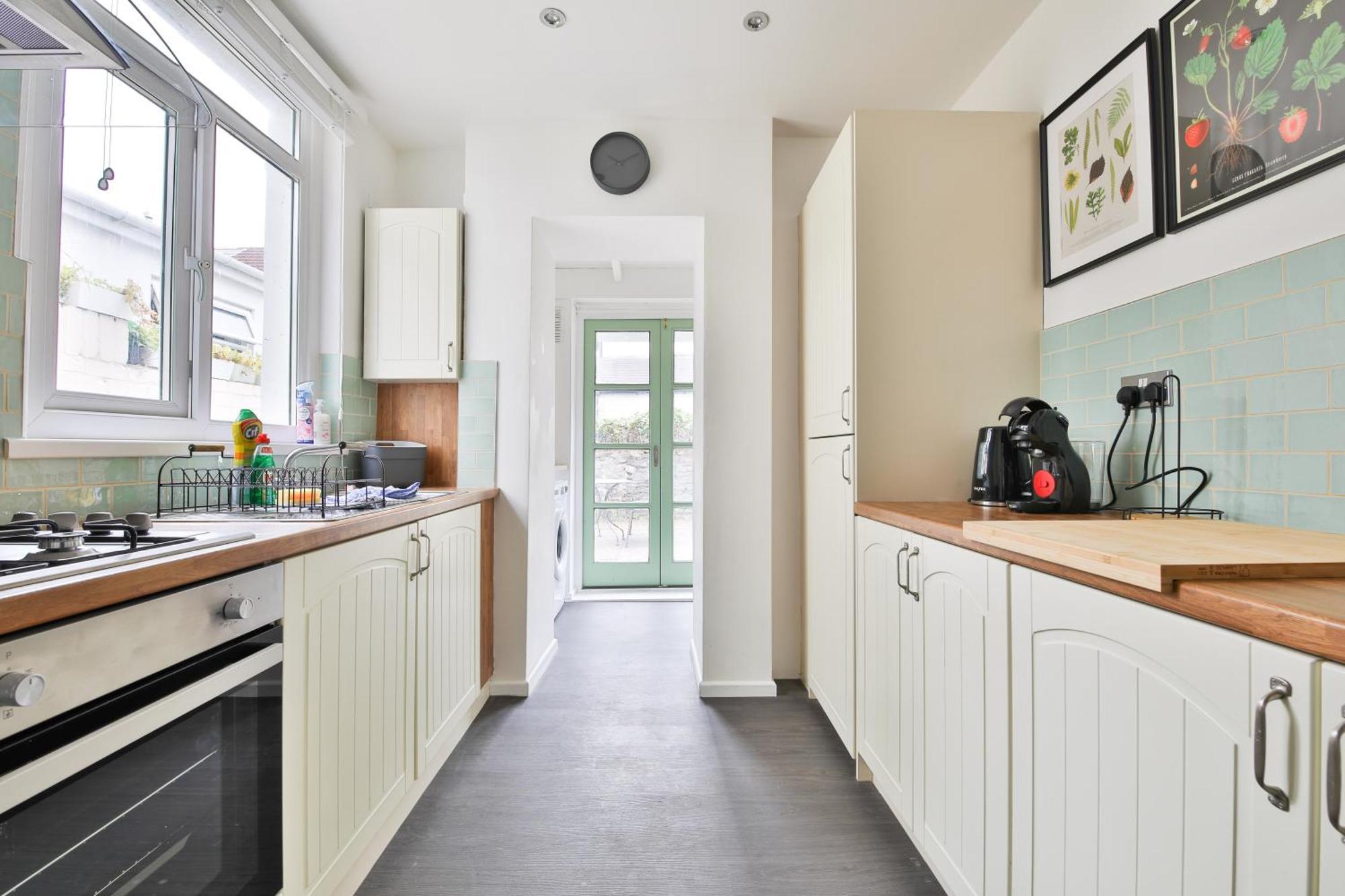 Fresh Cardiff Bay 2 Bedroom House- 3 Tv'S 外观 照片